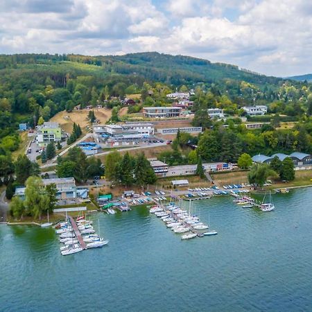 Hotel Rakovec Brünn  Kültér fotó