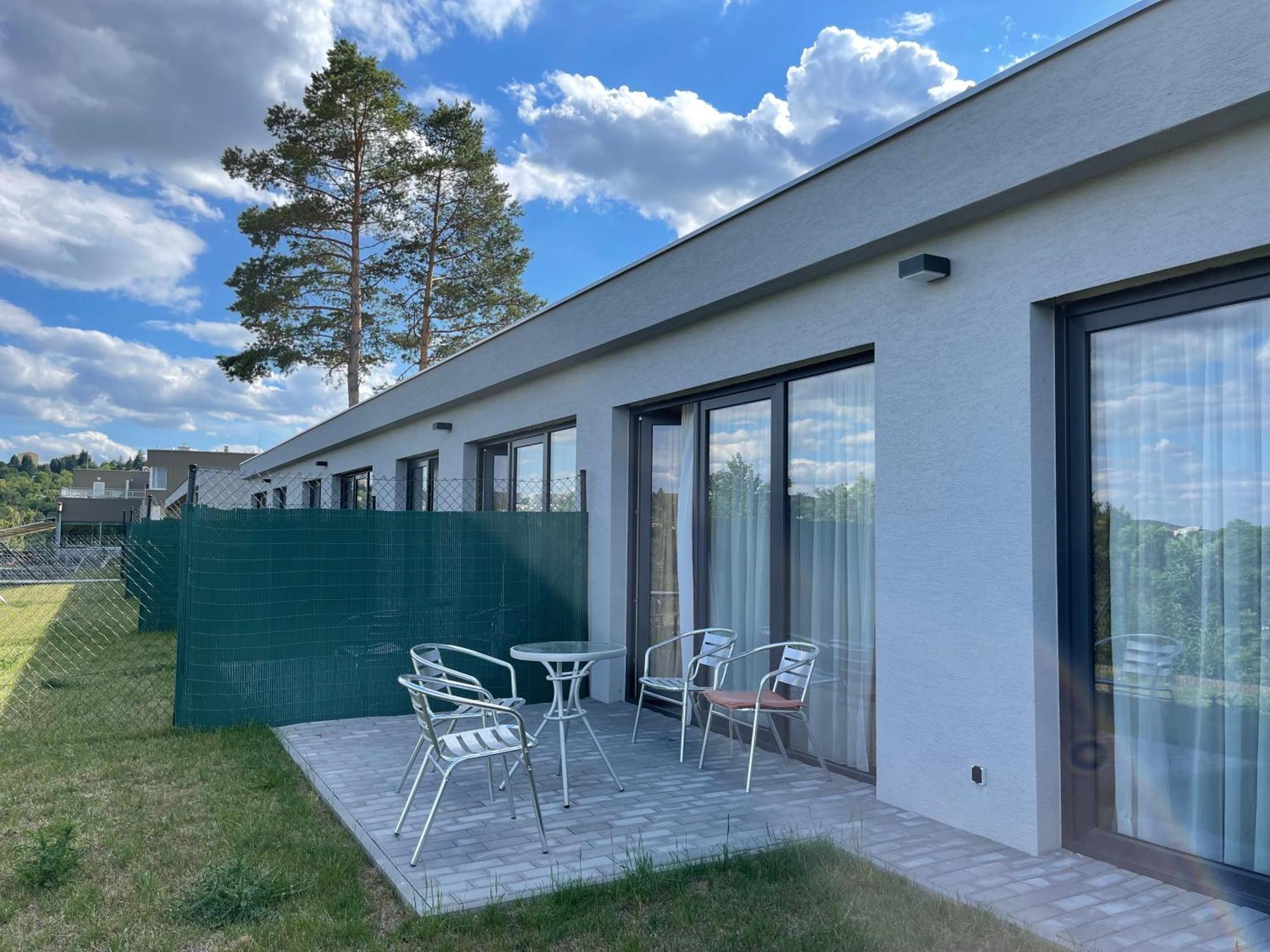 Hotel Rakovec Brünn  Kültér fotó