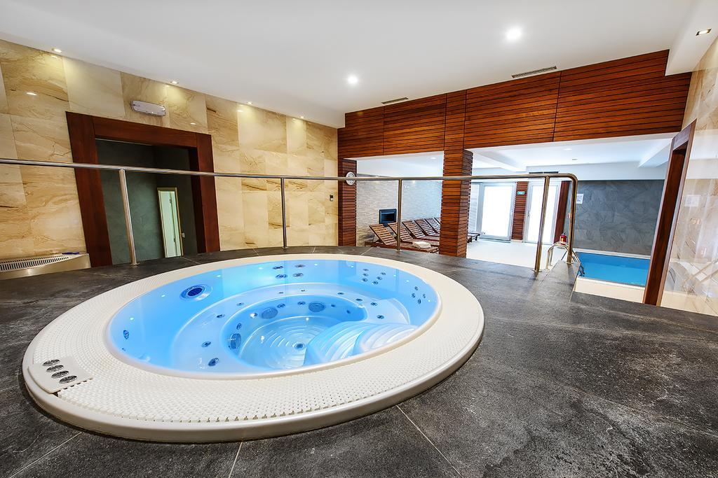 Hotel Rakovec Brünn  Kültér fotó