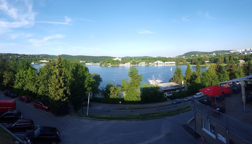 Hotel Rakovec Brünn  Kültér fotó